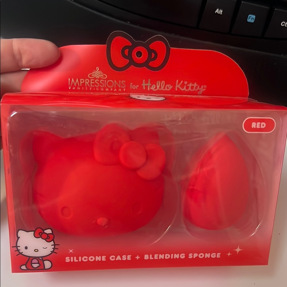 Hello Kitty Red Silicone Case with Blending Sponge